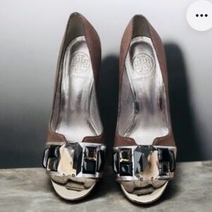 Tory Burch Tan Brown Hell Pumps Jeweled Peep Toe Size 5.5